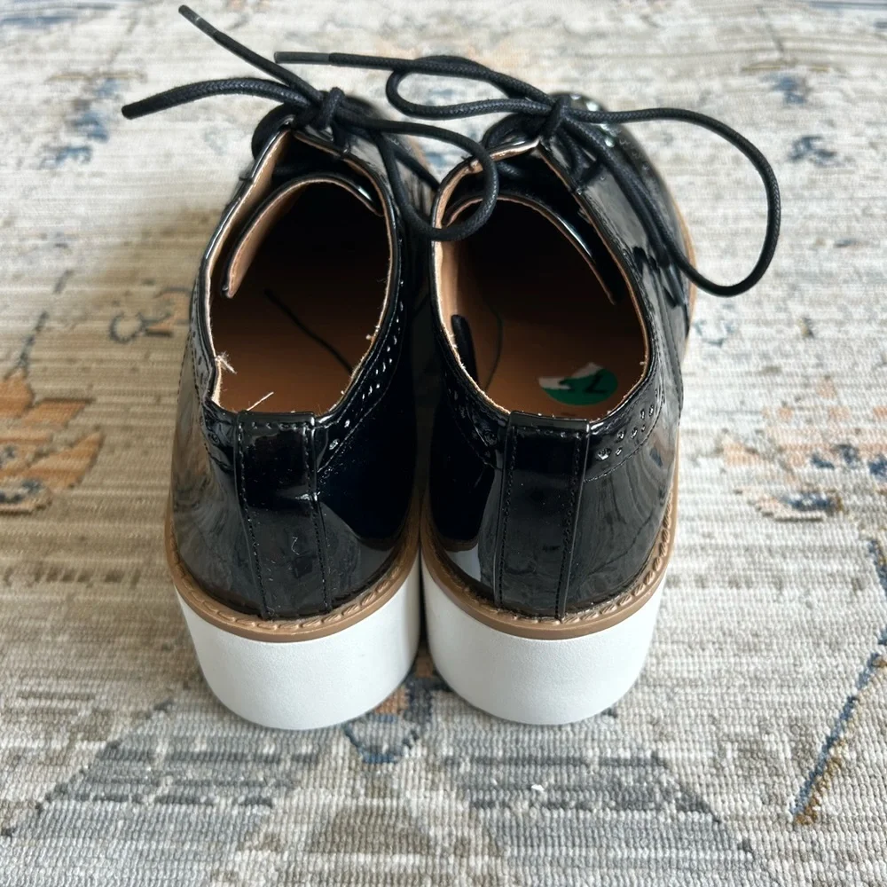 Madden girl G class platform oxfords